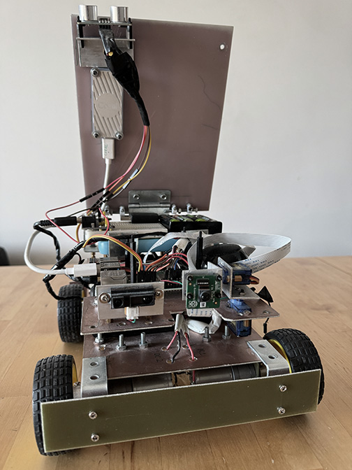 4 wheels with camera